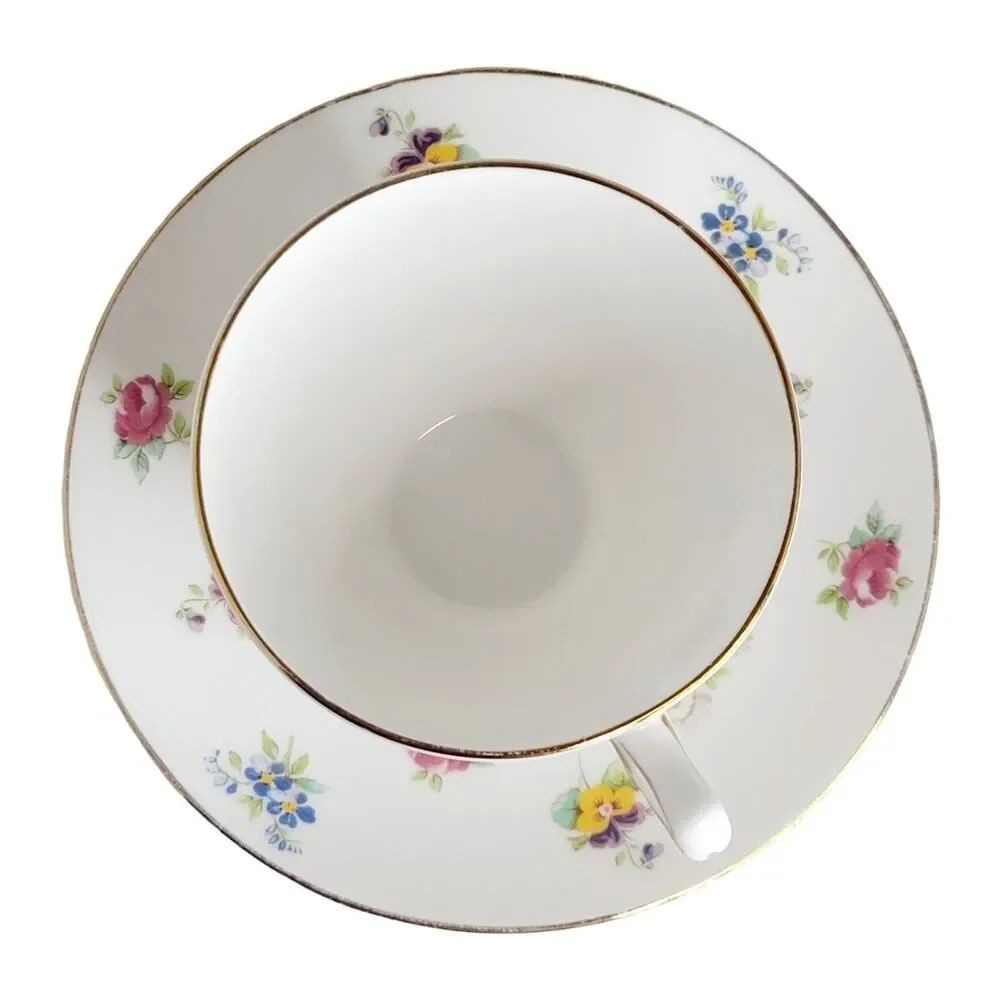 Vintage Crown Staffordshire Fine‎ China England Roses Pansies Tea Cup & Saucer